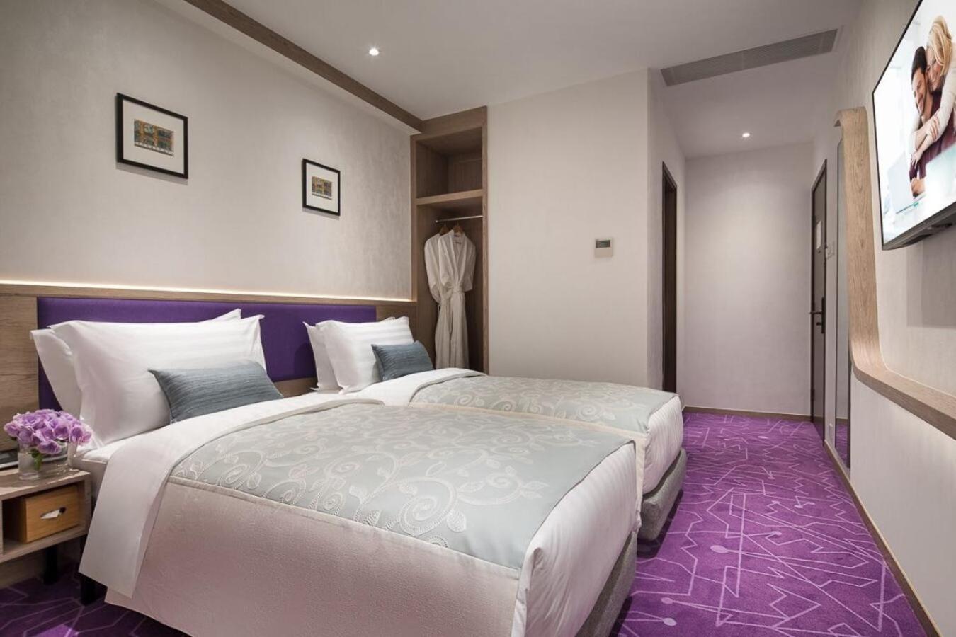 Purple Отель 4*